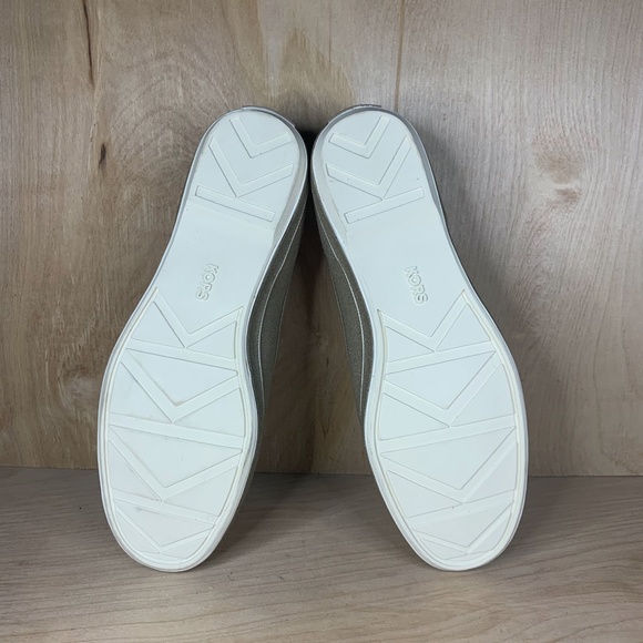 KORS by Michael Kors TRAFFIC Flat - Picture 6 of 8